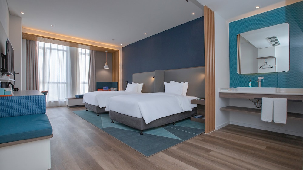 Room (Specialty) photo 1