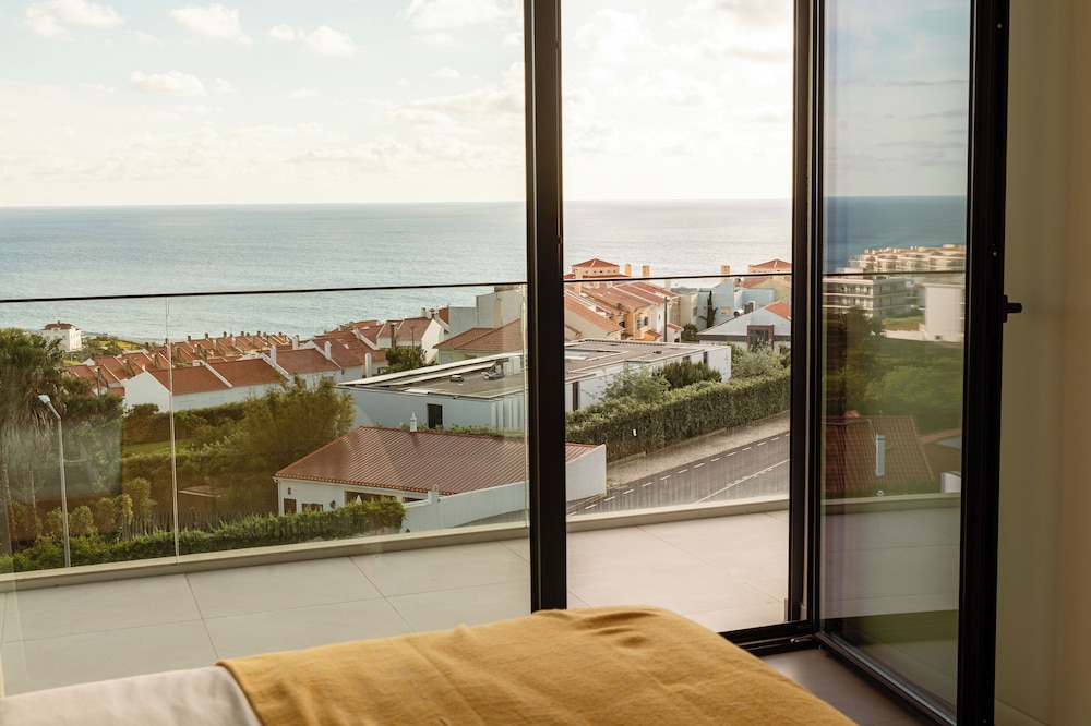 Superior Double or Twin Room, Ocean View photo 2