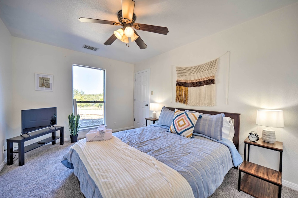 House (4 Bedrooms) photo 1