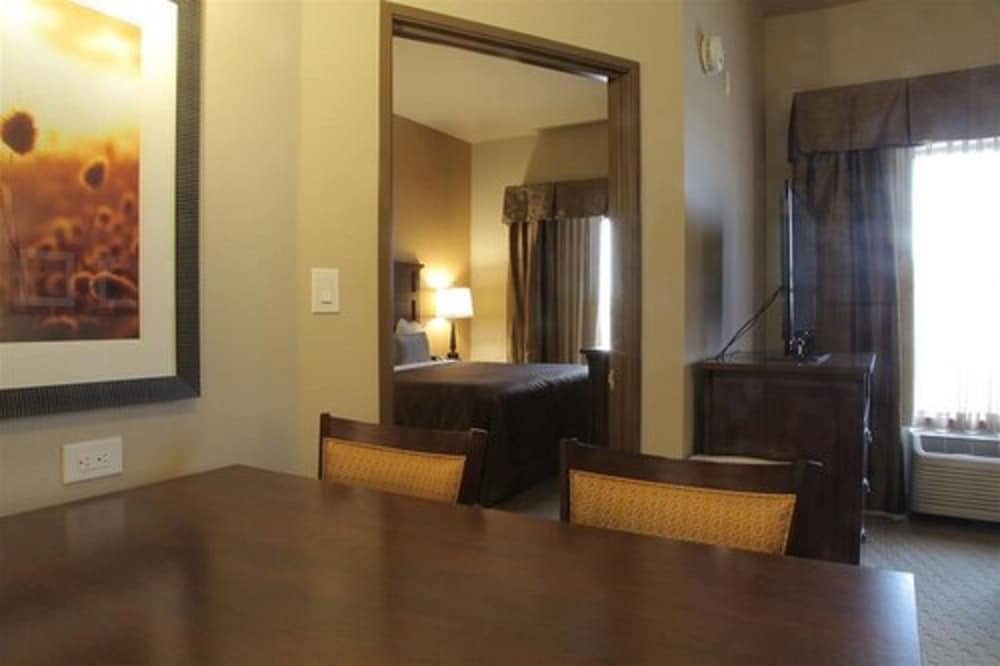 Executive Suite photo 3
