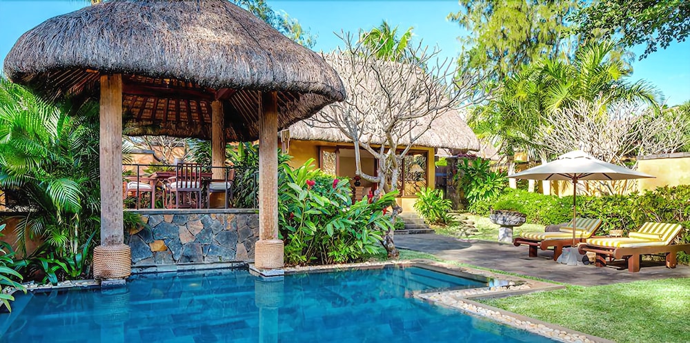 Luxury Villa with Private Pool - Photo 5