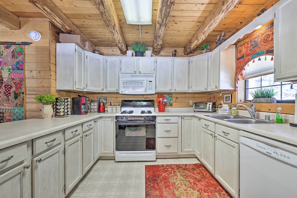 House (2 Bedrooms) photo 2