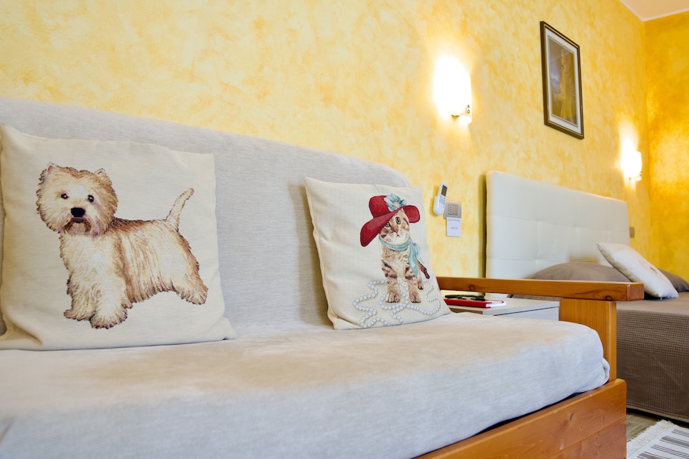 Comfort Triple Room, Poolside (Giglio) photo 2