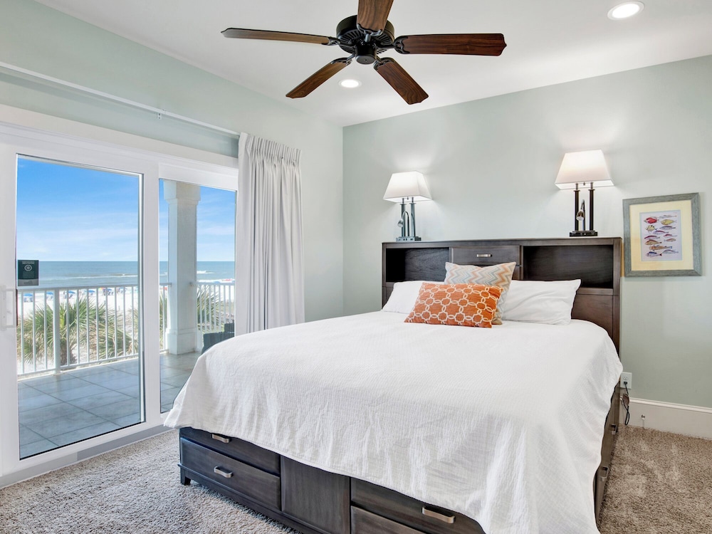 House, Multiple Beds, Jetted Tub, Beach View