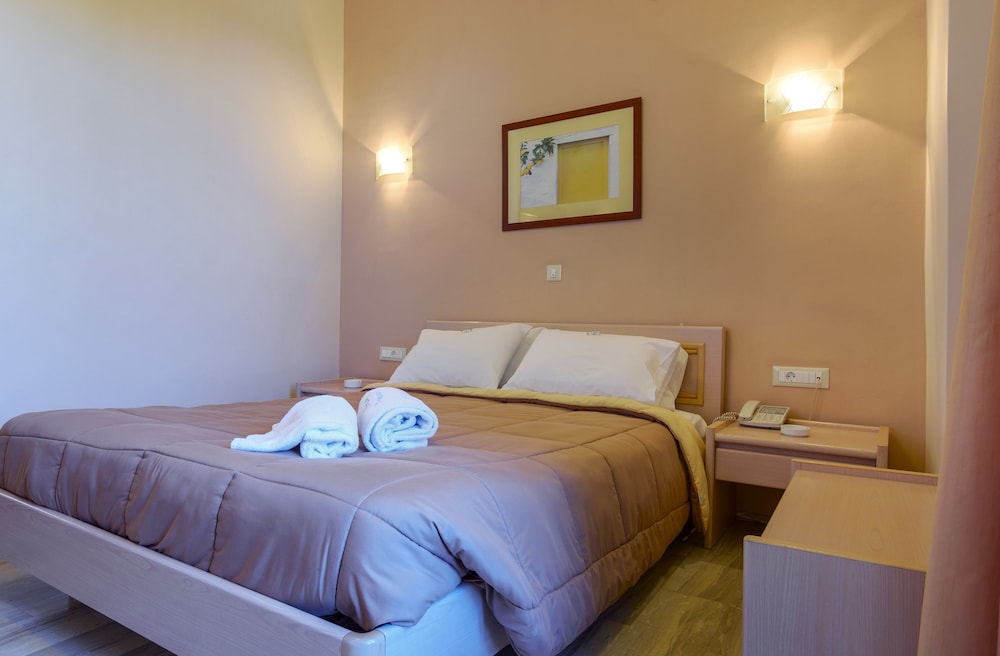 Superior Double Room - Photo 2