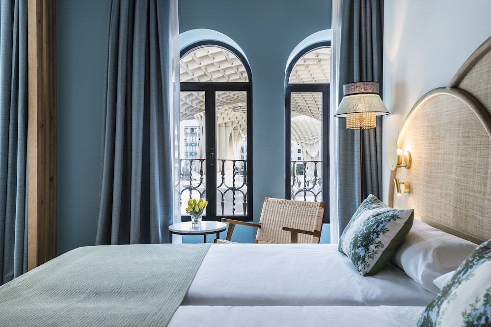 Deluxe Double or Twin Room, City View - Photo 1