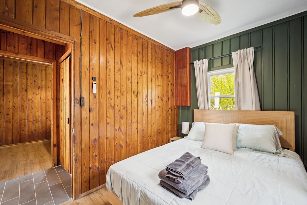 Family Cabin, Non Smoking, Beachfront