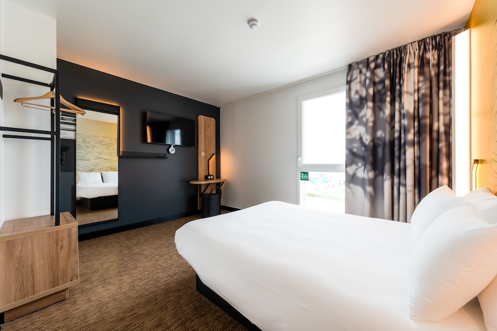Double Room, Mobility Accessible, Non Smoking - Photo 3