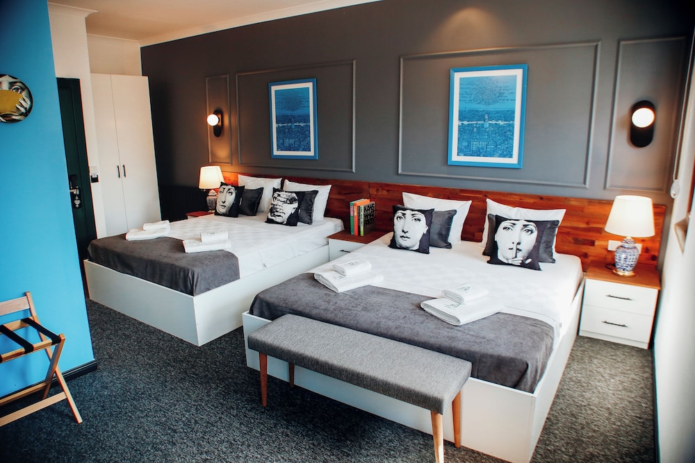 Deluxe Quadruple Room, Multiple Beds photo 1