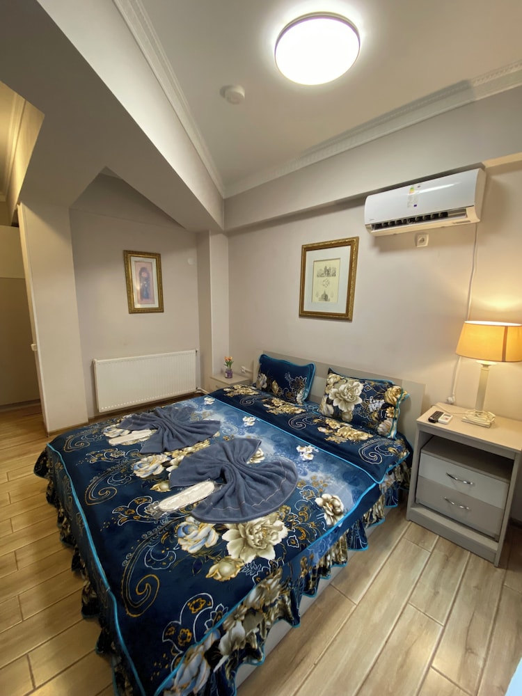 Classic Double Room, 1 Bedroom, City View