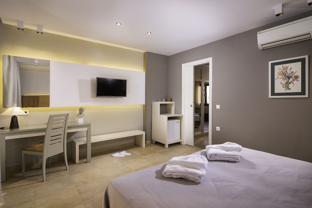 Deluxe Suite, Garden View photo 3