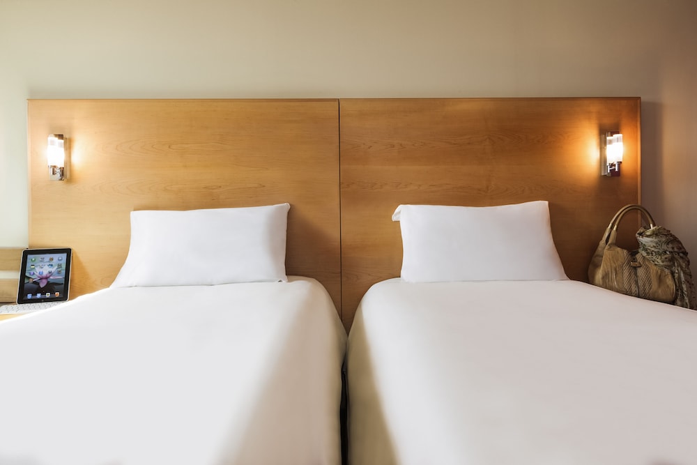 Standard Room, 2 Twin Beds - Photo 3