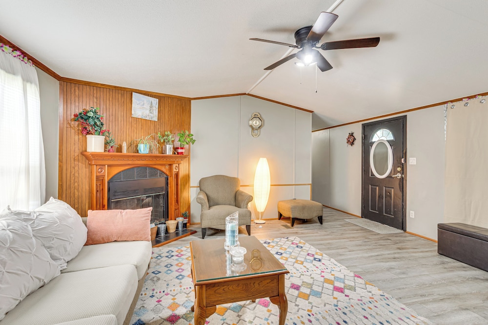 House (2 Bedrooms) photo 2