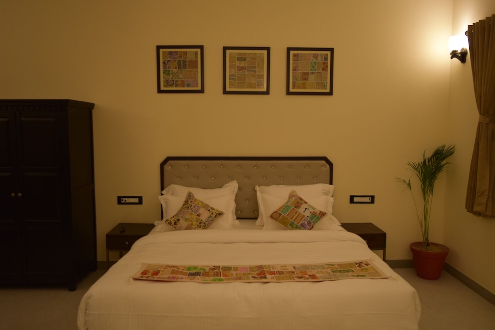 Deluxe Double Room photo 2
