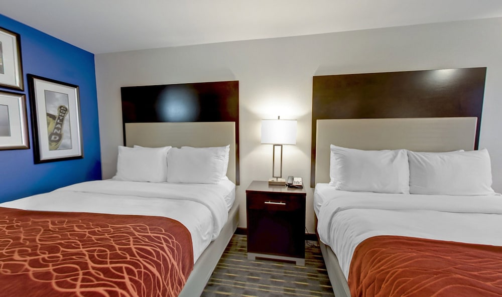 Standard Room, 2 Queen Beds, Non Smoking (Pet Friendly)