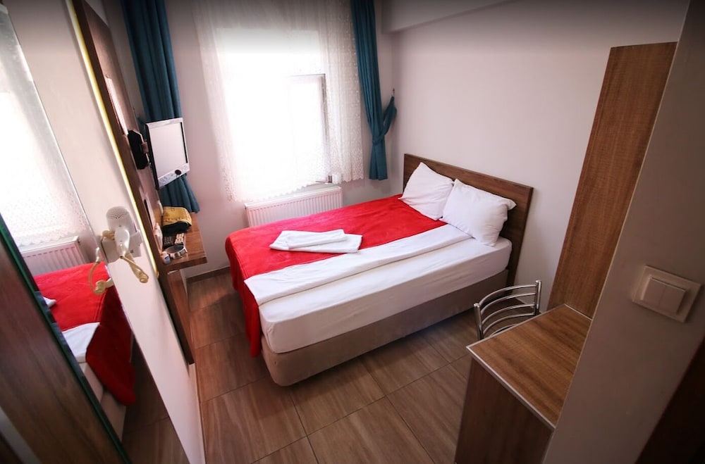Standard Single Room photo 3