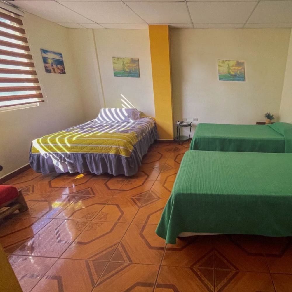 Basic Room, Multiple Beds
