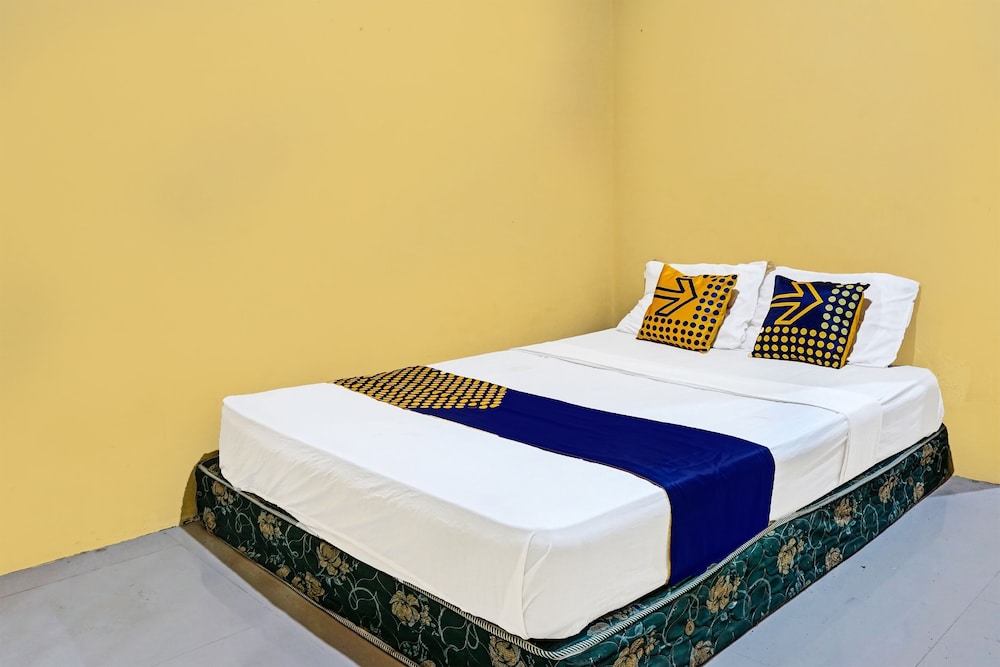 Basic Double Room