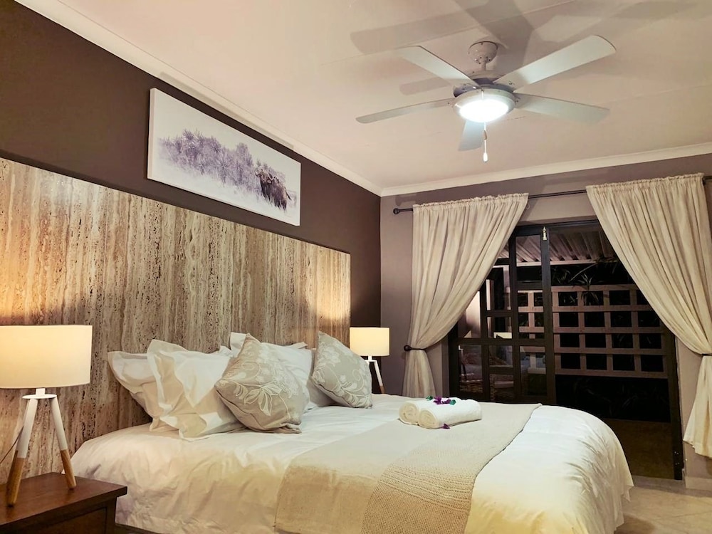 Room 1 - Luxury Room
