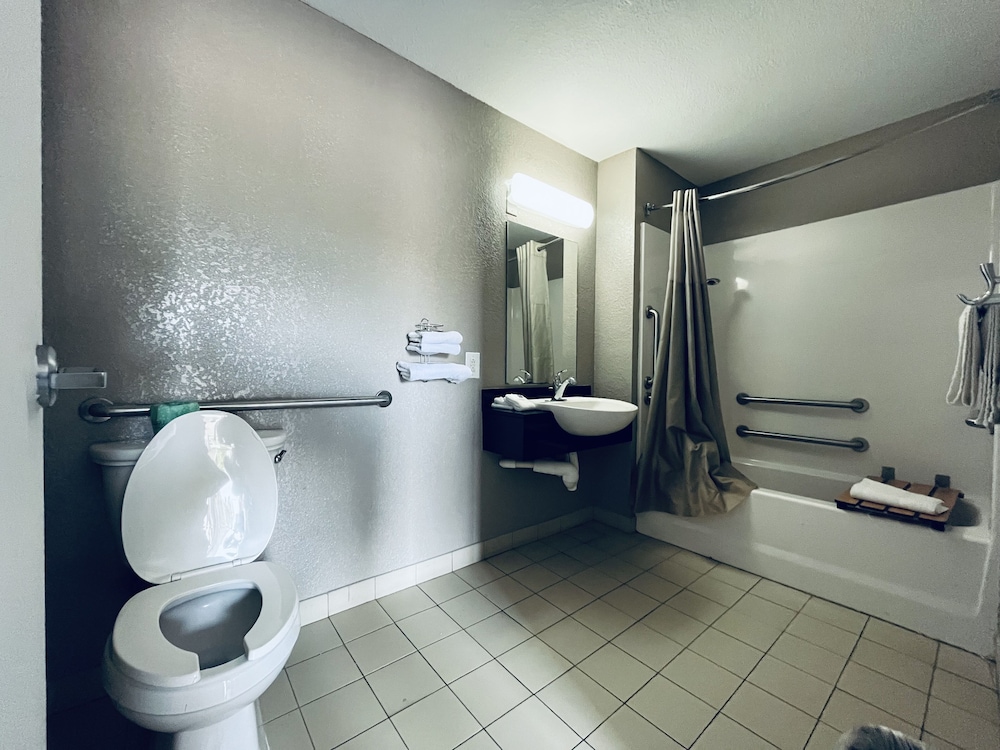 Deluxe Room, 1 Double Bed, Accessible, Non Smoking