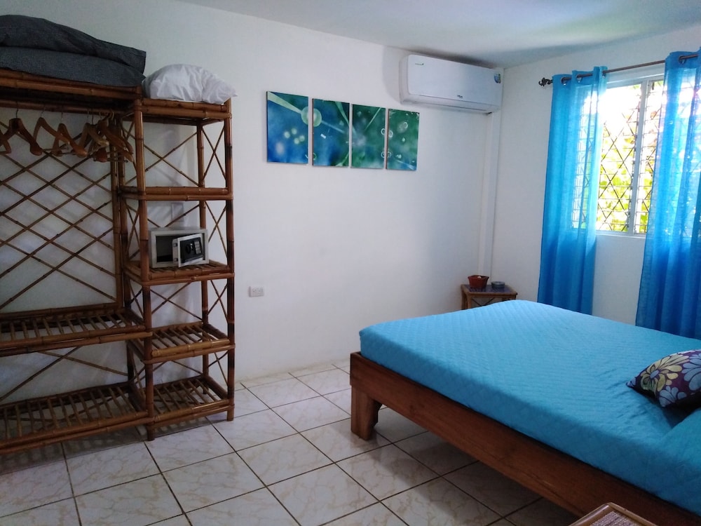 Triple Room, Multiple Beds, Courtyard View, Ground Floor