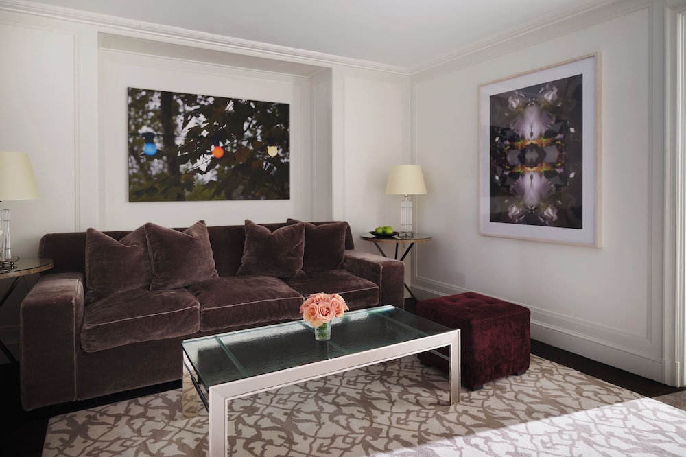 Courtyard Junior Suite