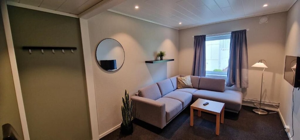 Basic Double Room, Garden View