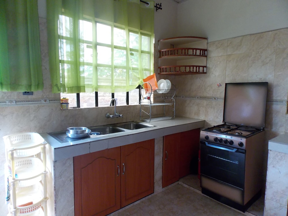 Villa photo 3