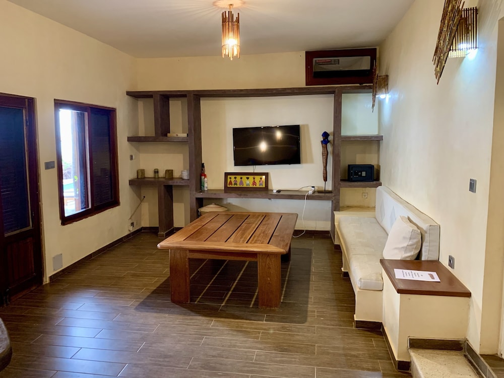 Luxury House, 3 Bedrooms photo 3