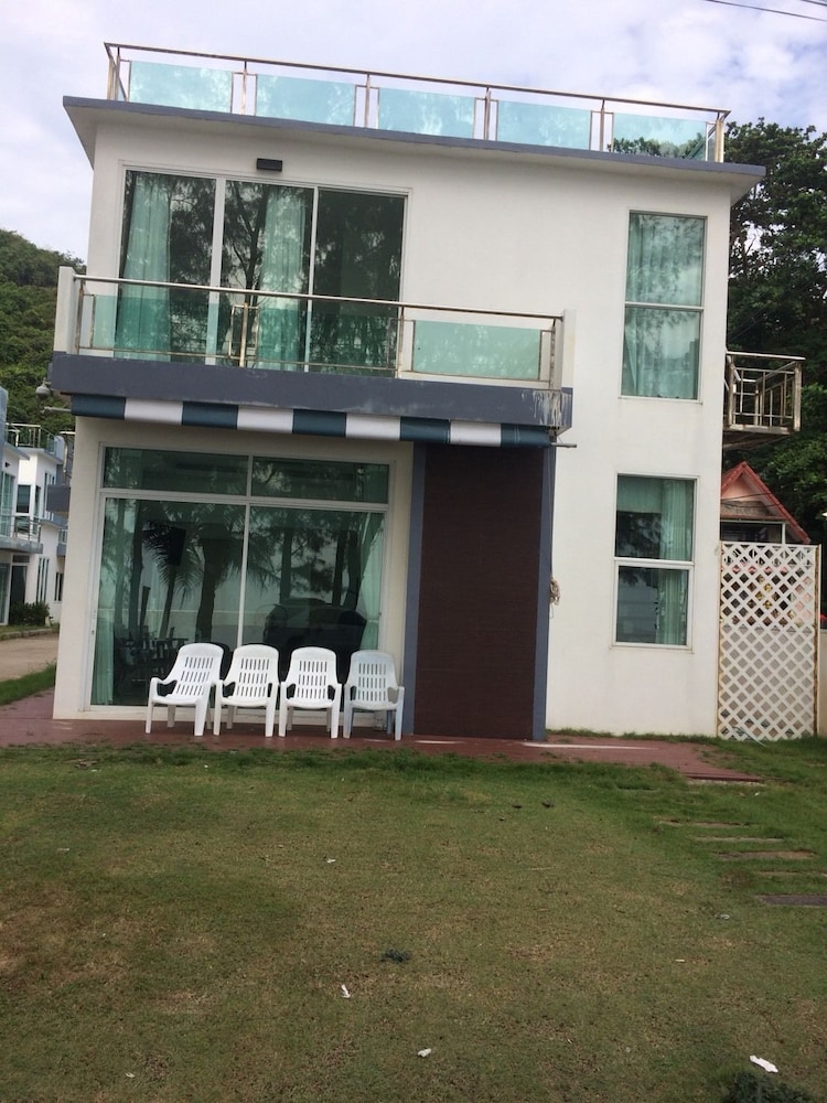 2 Bedrooms House With Sea View photo 2