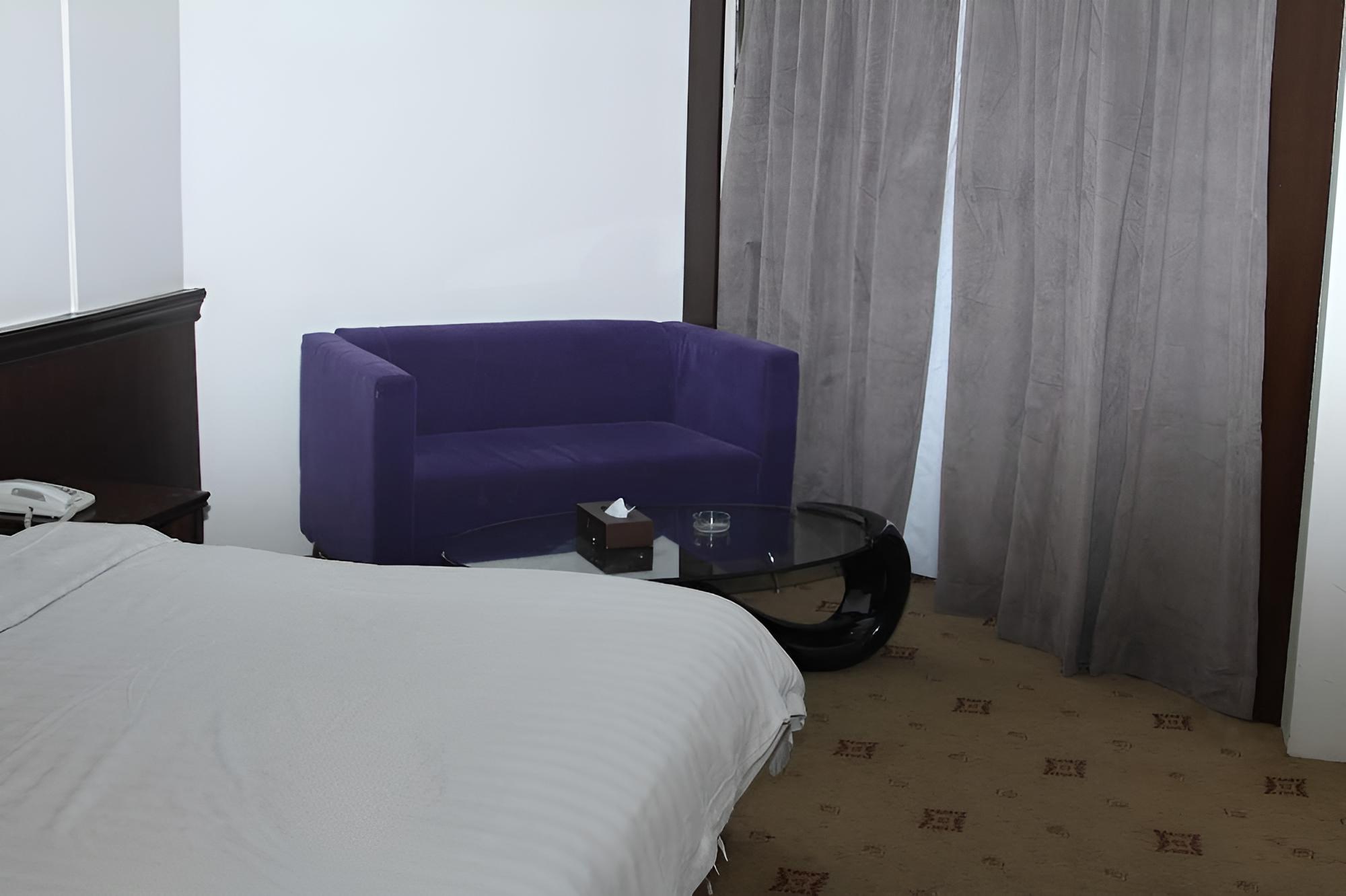 Deluxe Twin Room, 2 Twin Beds photo 3
