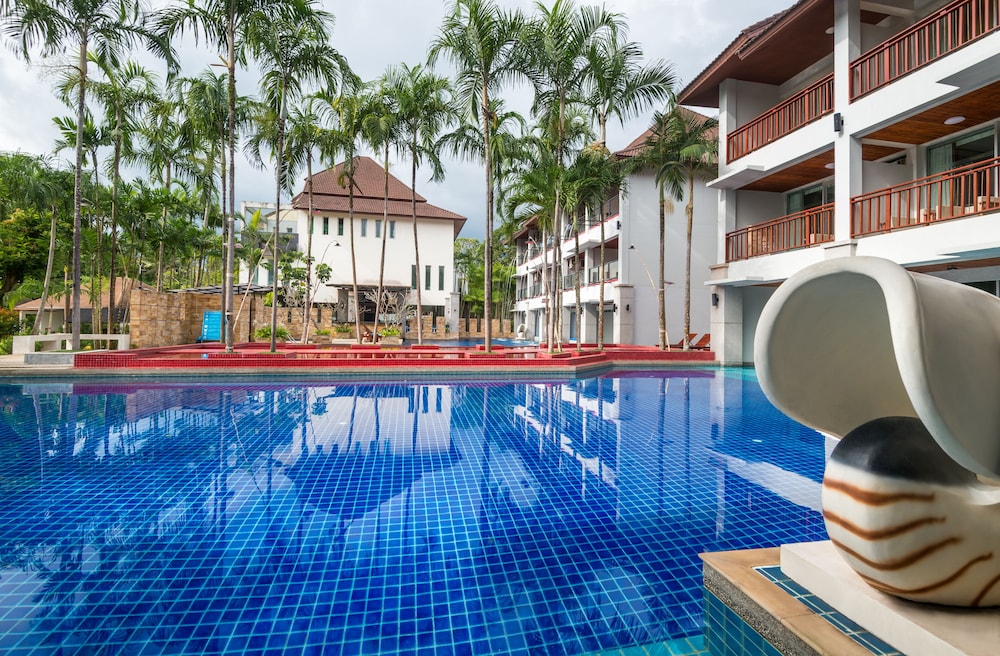 Deluxe Room, Pool Access - Photo 11