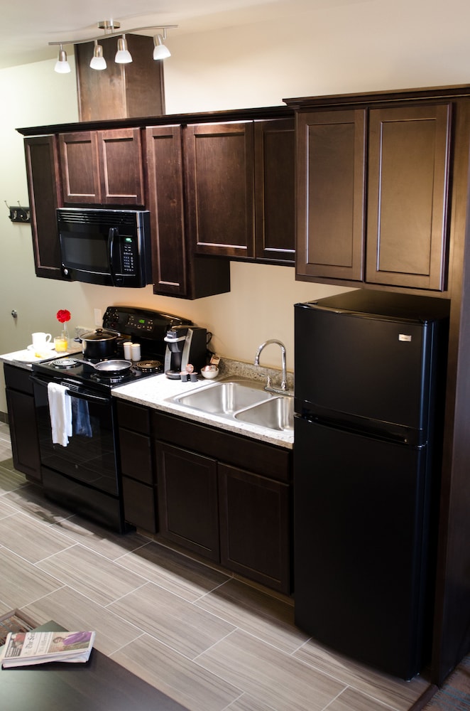 Suite, 1 King Bed with Sofa bed, Kitchen (Kitchen King Executive Suite) - Photo 3