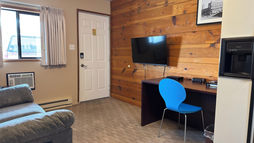 Basic Suite photo 1
