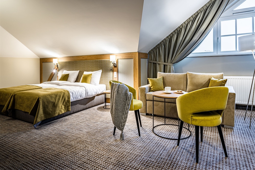 Superior Double or Twin Room - Photo 3