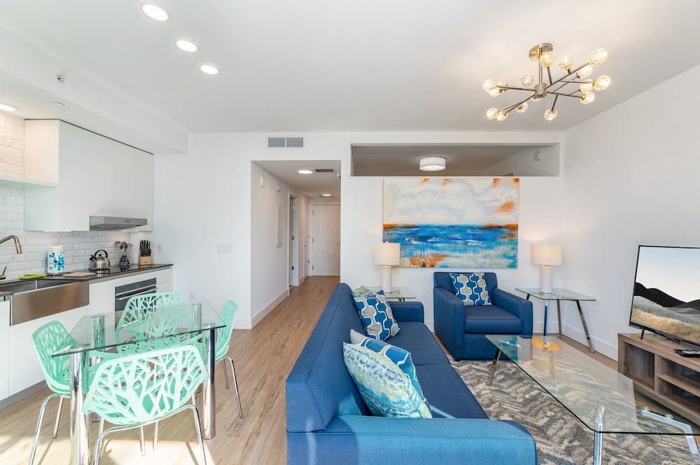 Luxury Studio Suite photo 2