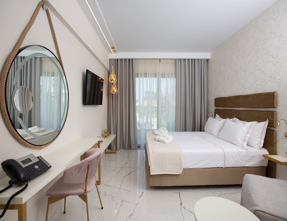 Superior Double Room - Photo 1