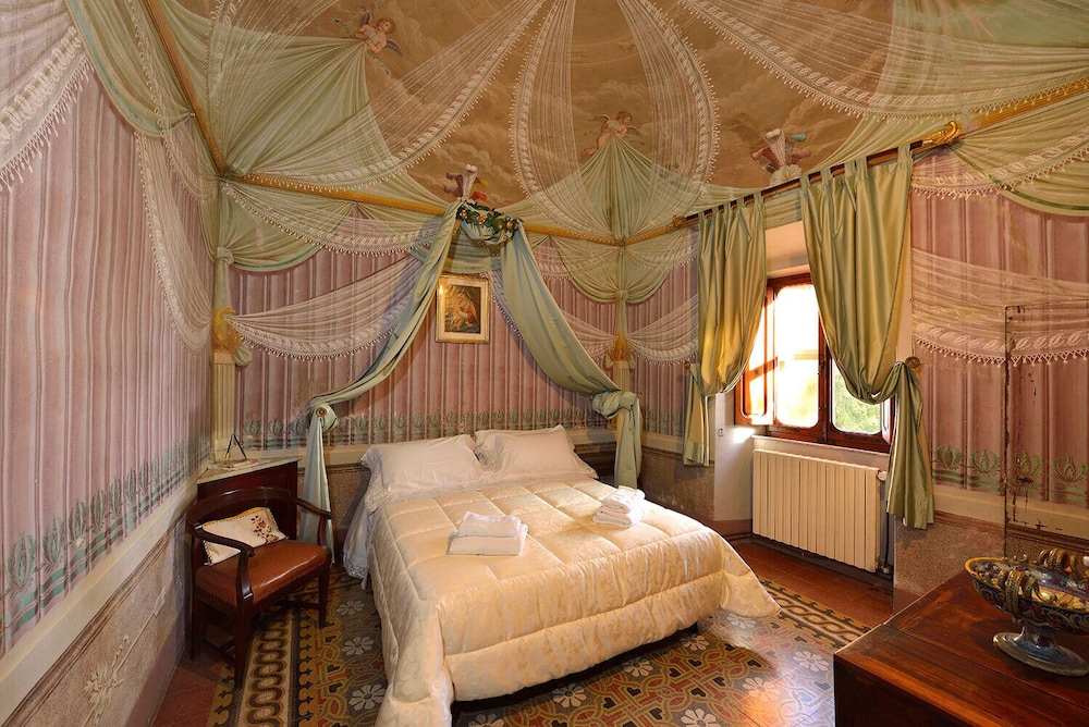 Romantic Room
