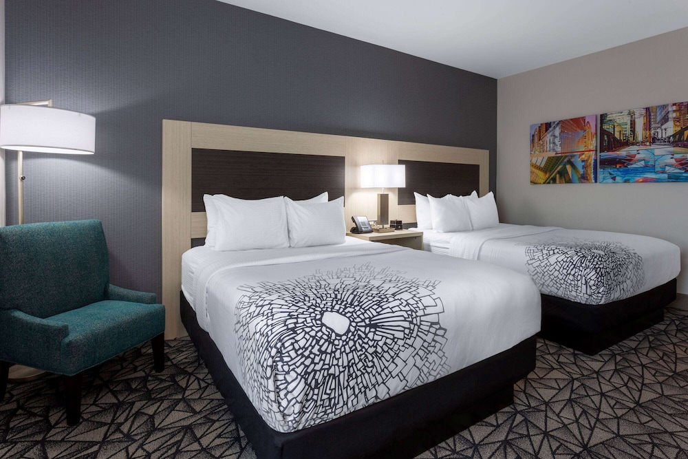 Room, 2 Queen Beds, Non Smoking - Photo 2