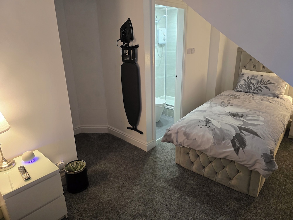 Deluxe Twin Room, Non Smoking photo 3