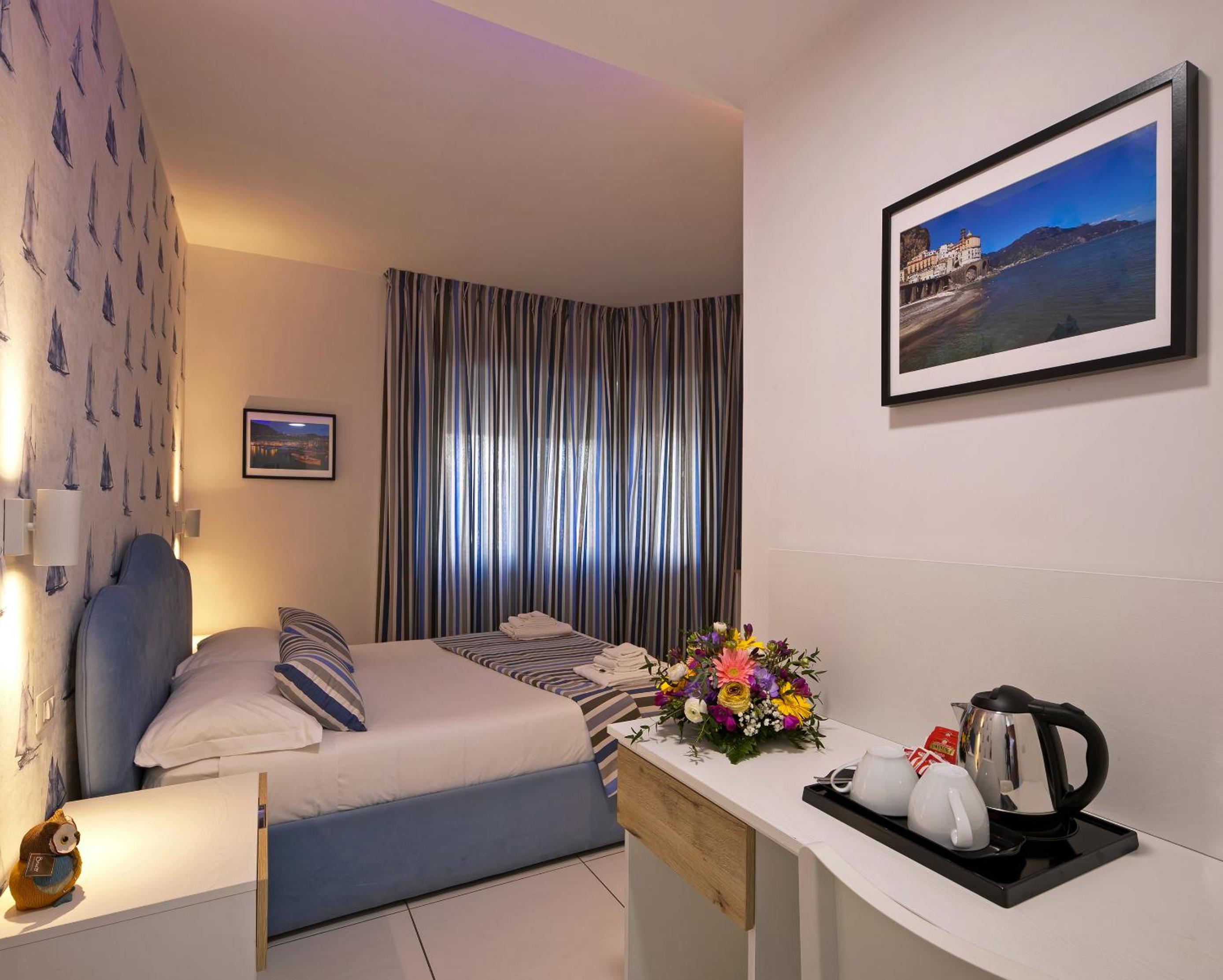 Large Double Room - Photo 8