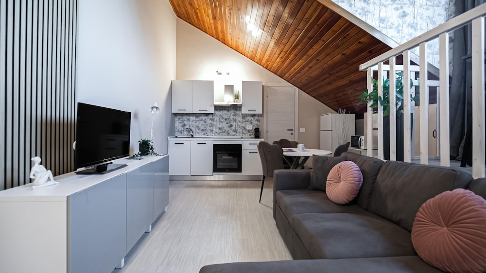 Apartment photo 1