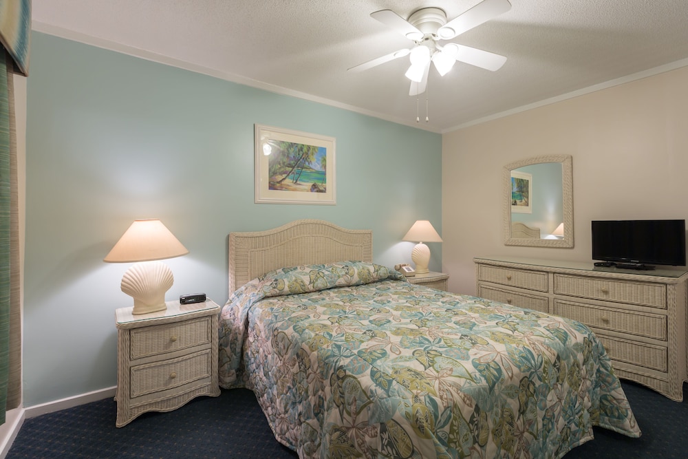 Traditional Condo, 2 Bedrooms photo 1