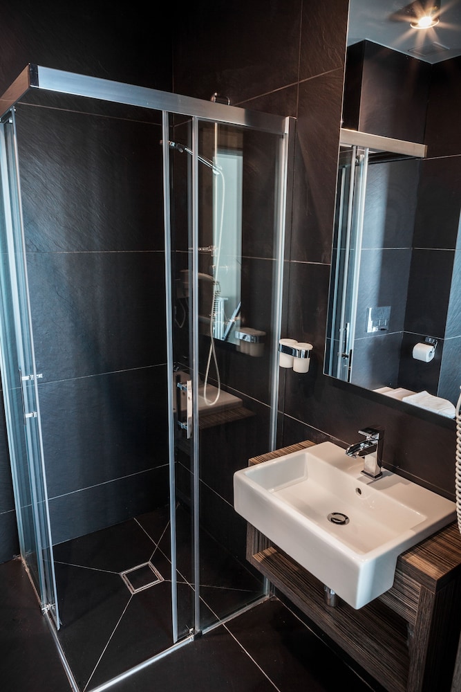 Superior Studio Suite photo 2