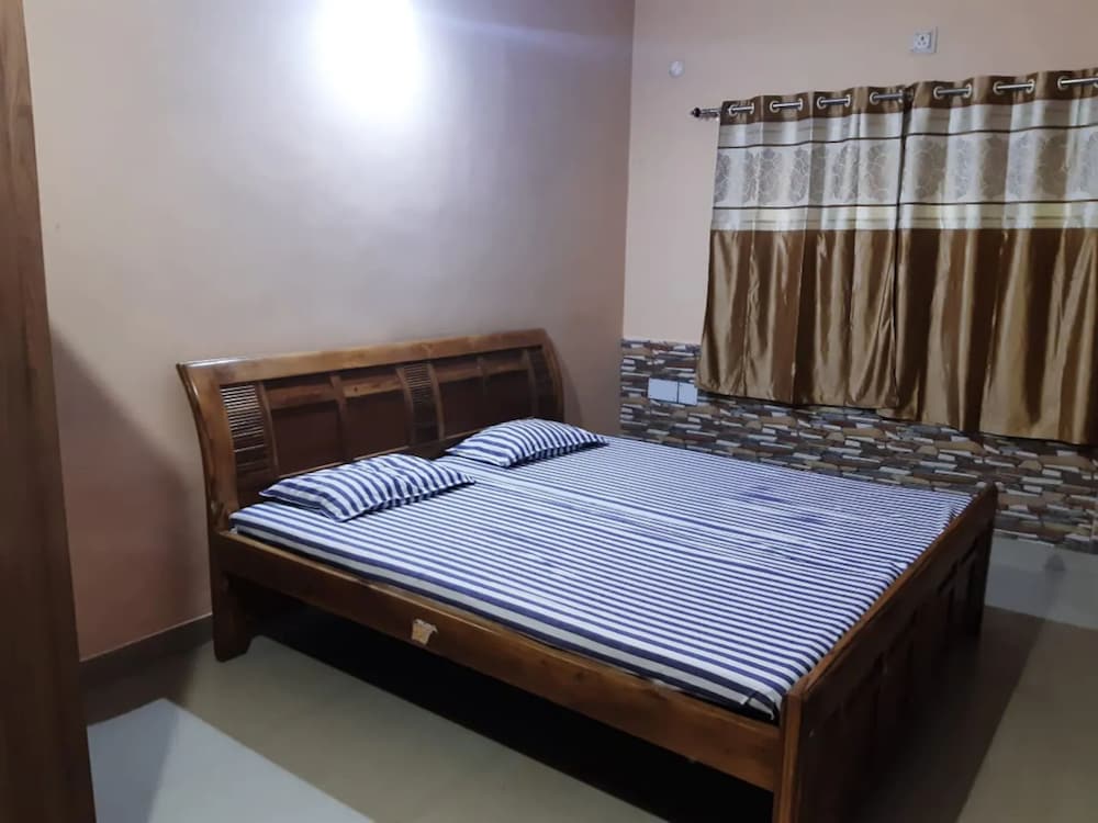 Deluxe Double Room, City View