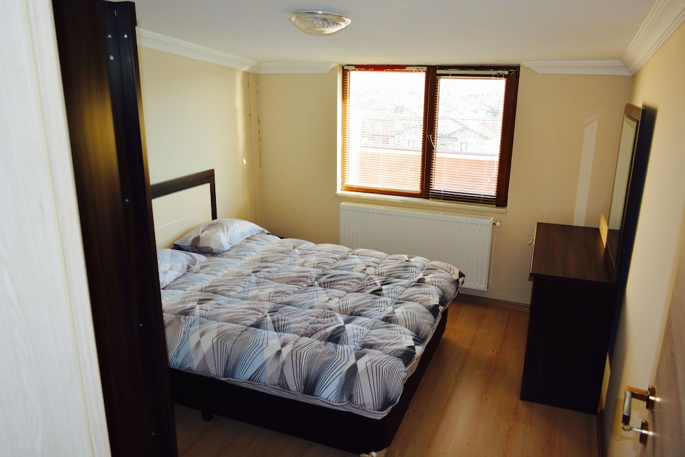 Suite, 1 Double Bed, Balcony photo 1