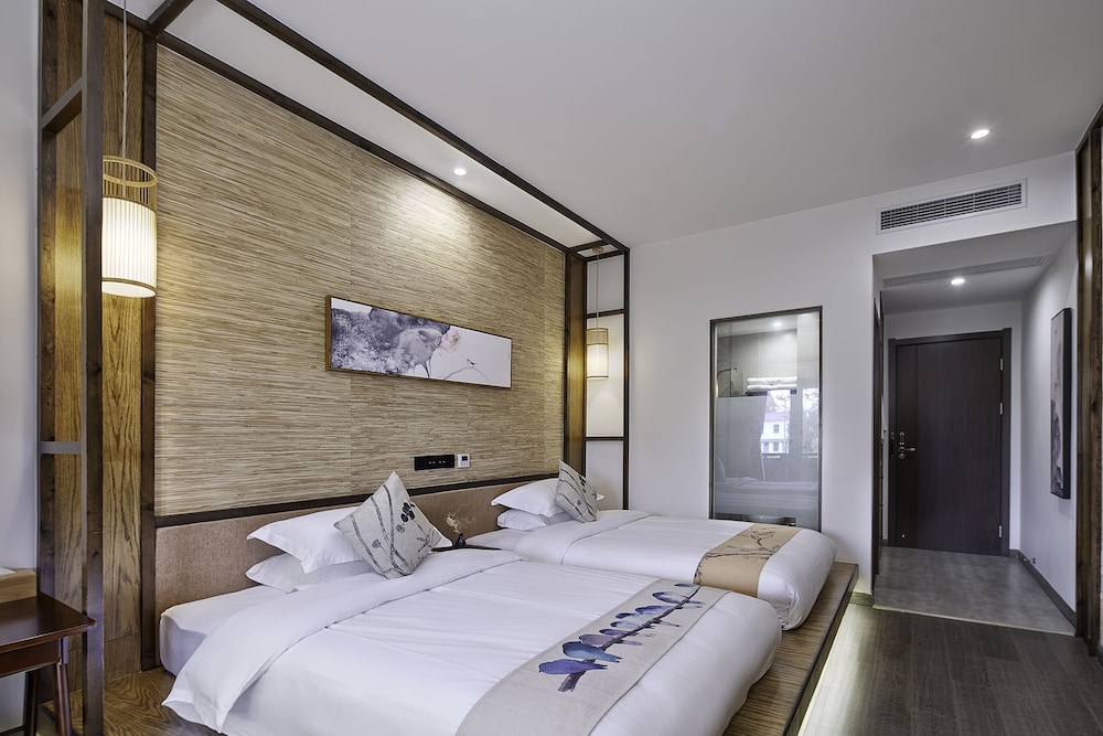 Elite Twin Room photo 2