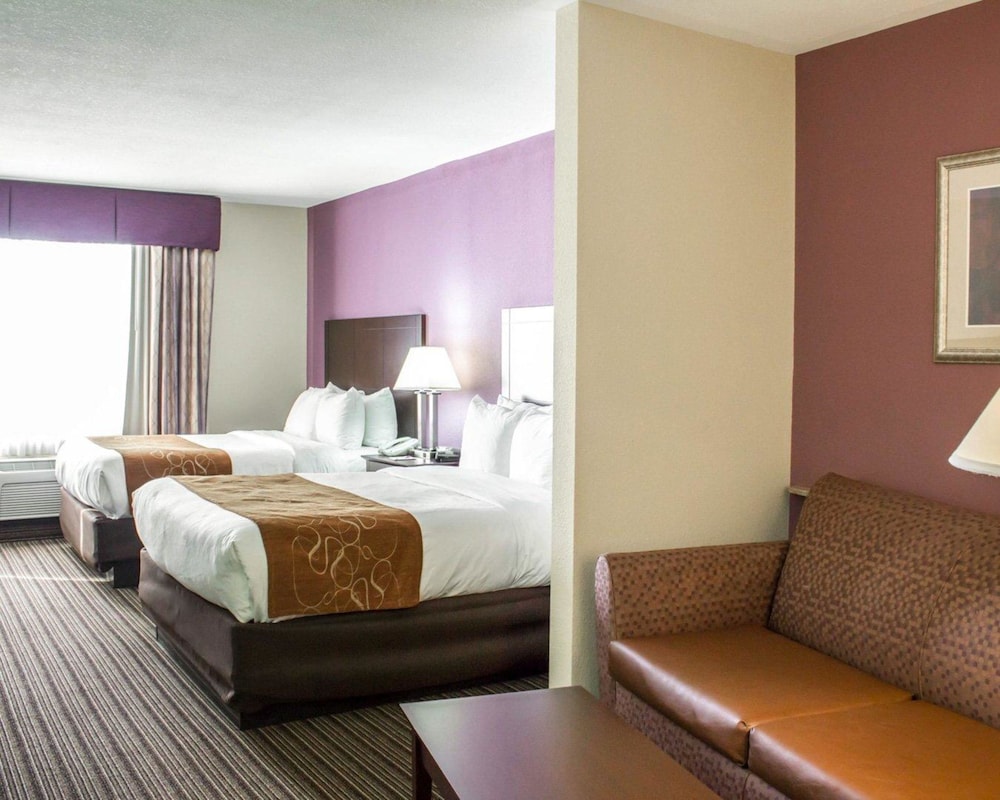 Suite, Accessible, Non Smoking - Photo 3