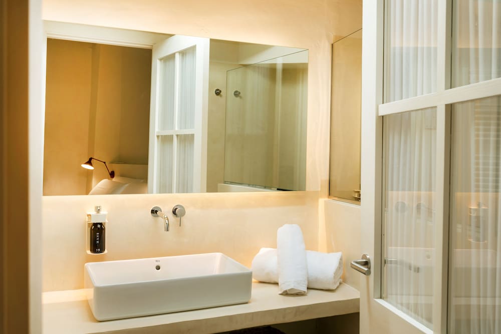 Triple Room - Photo 6
