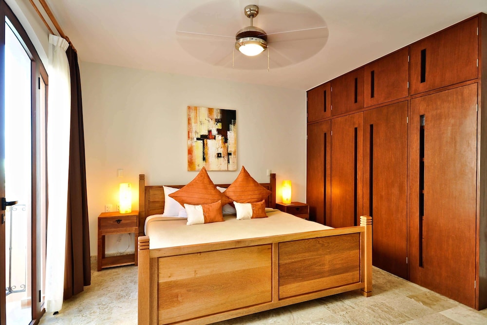 Superior Suite, 1 Bedroom, Ocean View (Penthouse) - Photo 2